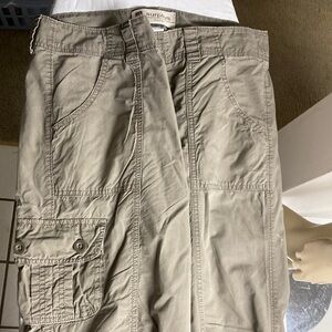 Tuaupe Cropped Cargo Pants